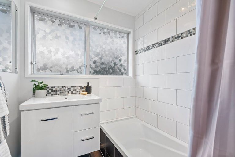 Photo of property in 49 West View Crescent, Onerahi, Whangarei, 0110