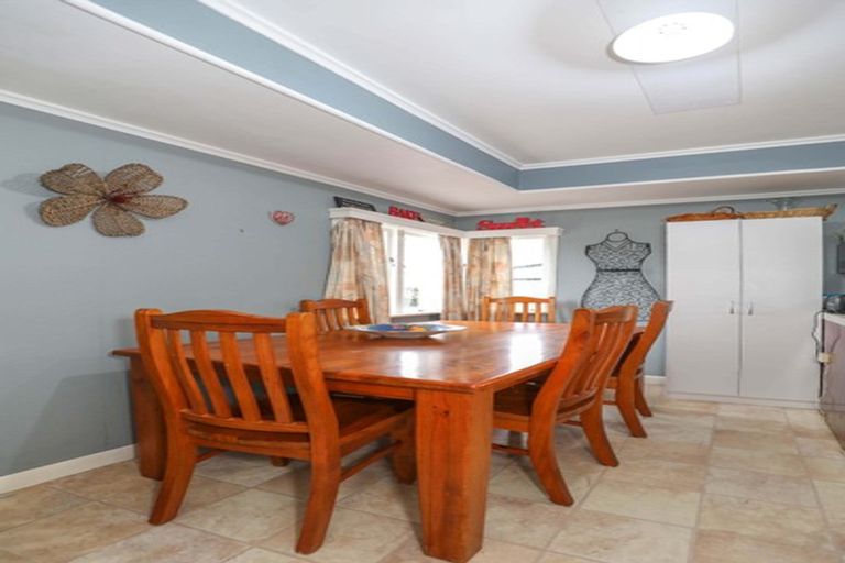 Photo of property in 24 Hikutaia Street, Te Aroha, 3320