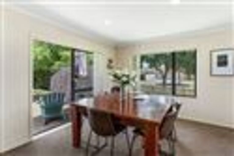 Photo of property in 1 Ballybay Road, East Tamaki, Auckland, 2016