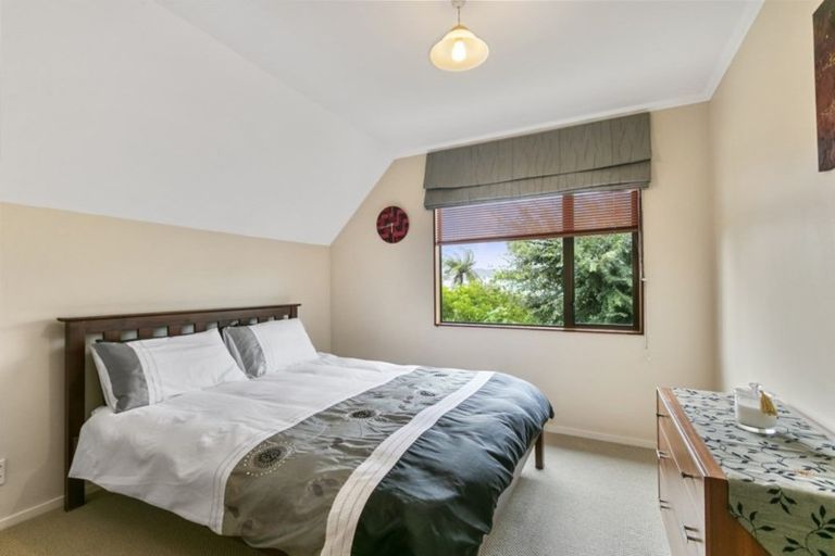 Photo of property in 36a Whites Line West, Woburn, Lower Hutt, 5010