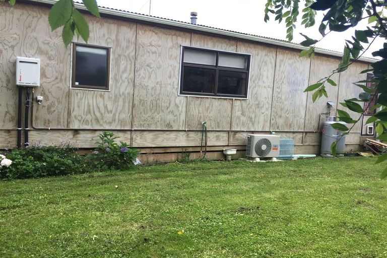 Photo of property in 10 East Road, Shannon, 4821