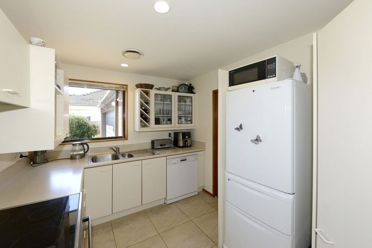 Photo of property in 2/82 Middleton Road, Upper Riccarton, Christchurch, 8041