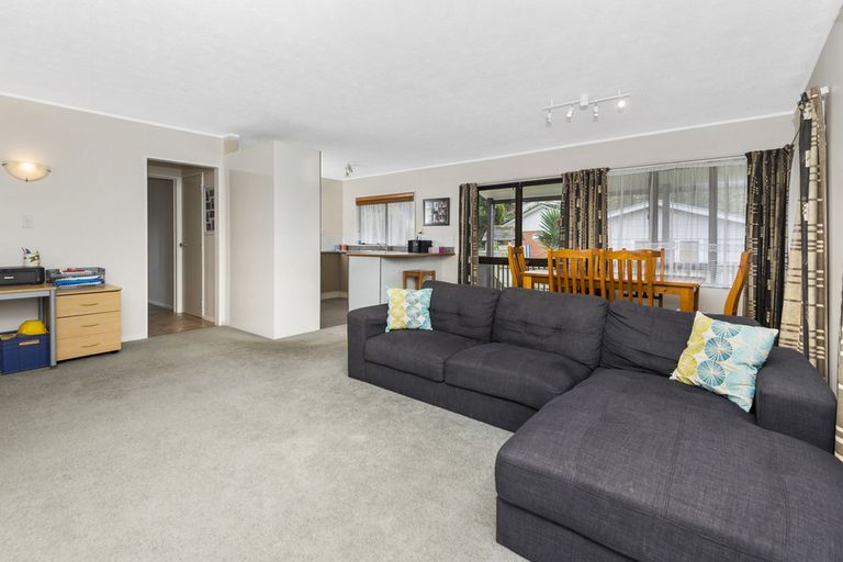Photo of property in 34 Lorelei Place, Opaheke, Papakura, 2113
