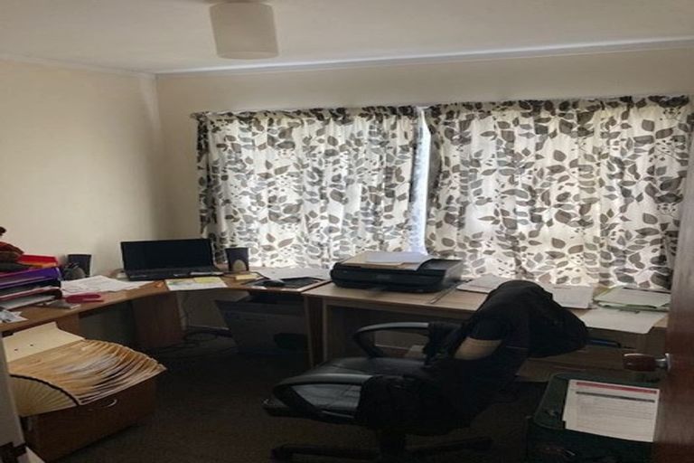 Photo of property in 2/43 Priestley Drive, Bucklands Beach, Auckland, 2014