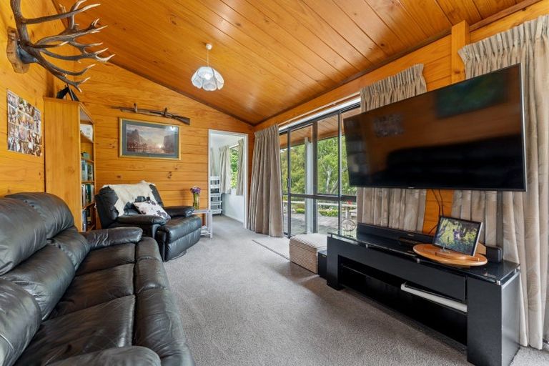 Photo of property in 28 Hanlon Road, Ashhurst, 4884