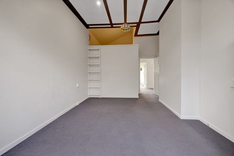 Photo of property in 39 Victoria Street, Hawera, 4610