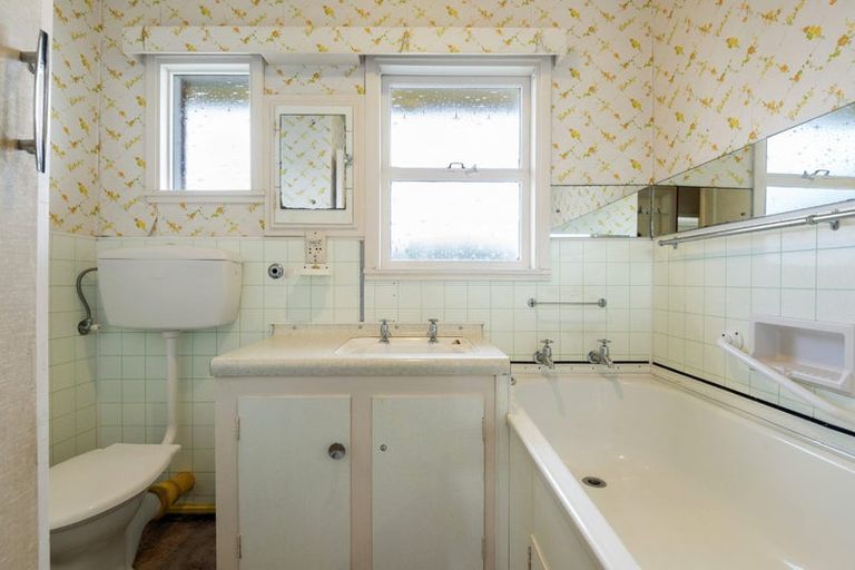 Photo of property in 3/5 Moana Avenue, Belmont, Auckland, 0622