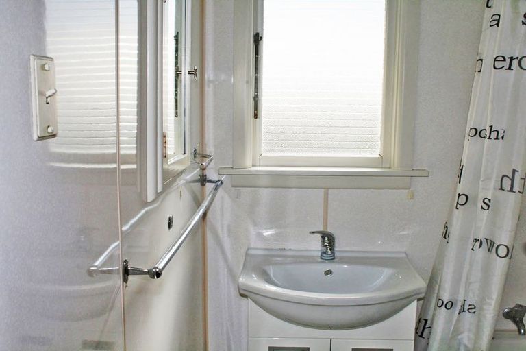 Photo of property in 26 Awamoa Road, Holmes Hill, Oamaru, 9401