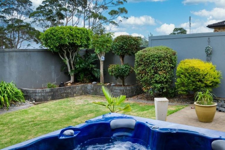 Photo of property in 250a Te Atatu Road, Te Atatu South, Auckland, 0610