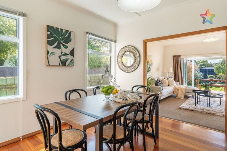 Photo of property in 11 Wai-iti Crescent, Woburn, Lower Hutt, 5010