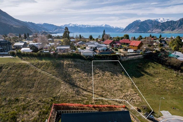 Photo of property in 17 Magpie Place, Lake Hawea, 9382