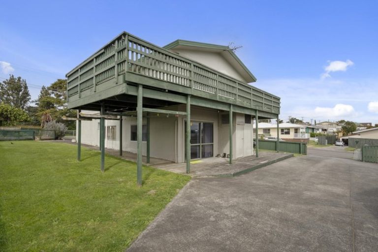 Photo of property in 2 Ngaparaoa Drive, Maketu, Te Puke, 3189