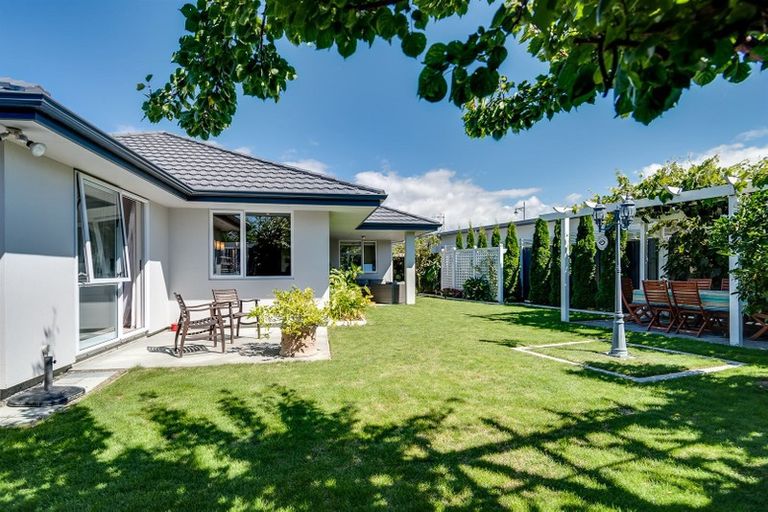 Photo of property in 24 Kapiti Drive, Poraiti, Napier, 4112