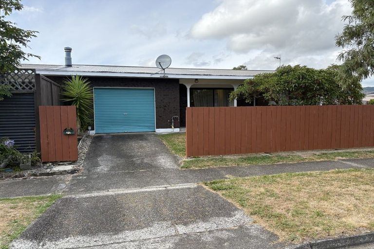 Photo of property in 70 Belvedere Avenue, Waikanae, 5036