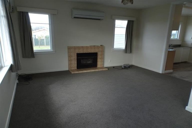 Photo of property in 6 Sandra Street, South New Brighton, Christchurch, 8062