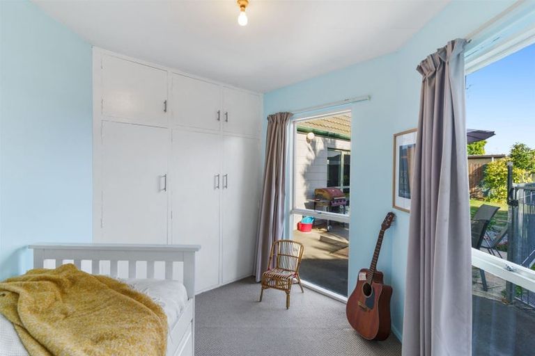 Photo of property in 20 Hillcrest Place, Avonhead, Christchurch, 8042