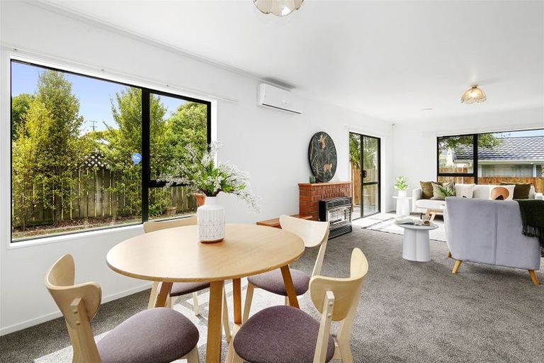 Photo of property in 73a Larsen Crescent, Tawa, Wellington, 5028