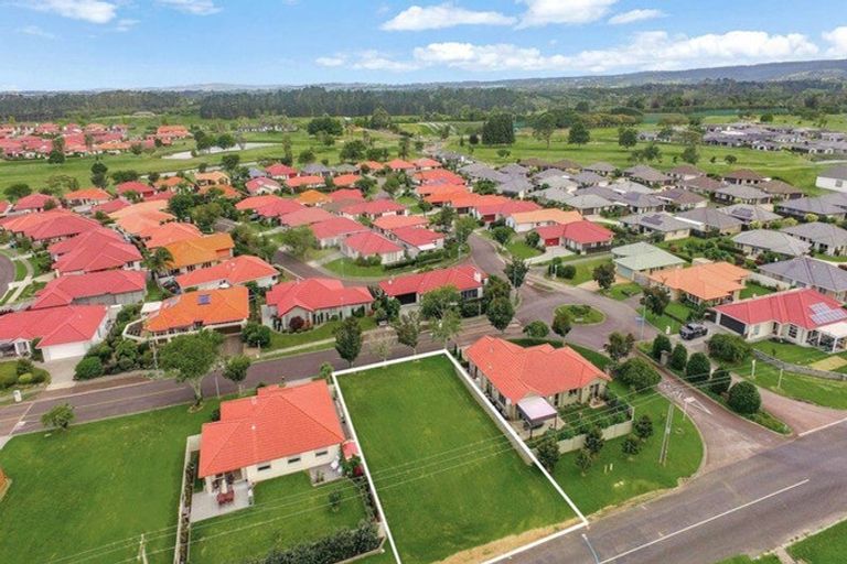 Photo of property in 3 Ballantyne Way, Aongatete, 3178