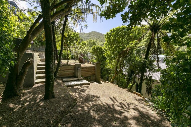 Photo of property in 121 Awarua Street, Ngaio, Wellington, 6035