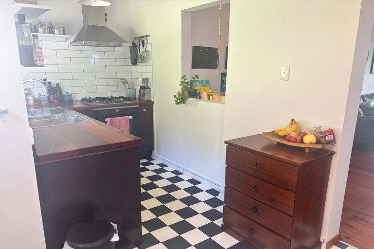 Photo of property in 10 Antico Street, Melrose, Wellington, 6023