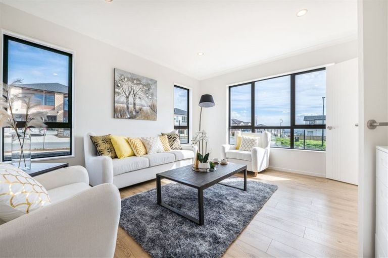 Photo of property in 66 Tir Conaill Avenue, Flat Bush, Auckland, 2019