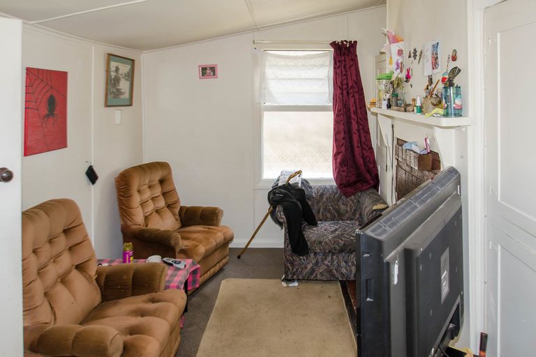 Photo of property in 42 Fawcett Street, South Dunedin, Dunedin, 9012