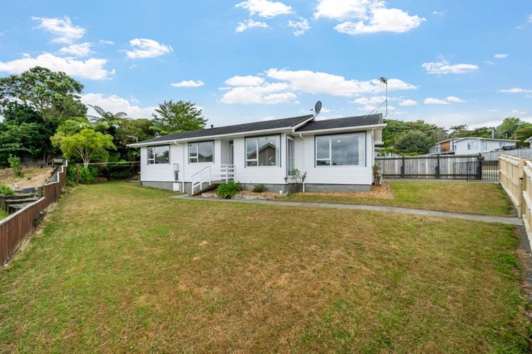Photo of property in 10 Christchurch Crescent, Kelson, Lower Hutt, 5010