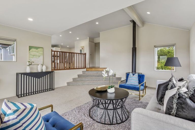 Photo of property in 16 Alec Craig Way, Gulf Harbour, Whangaparaoa, 0930