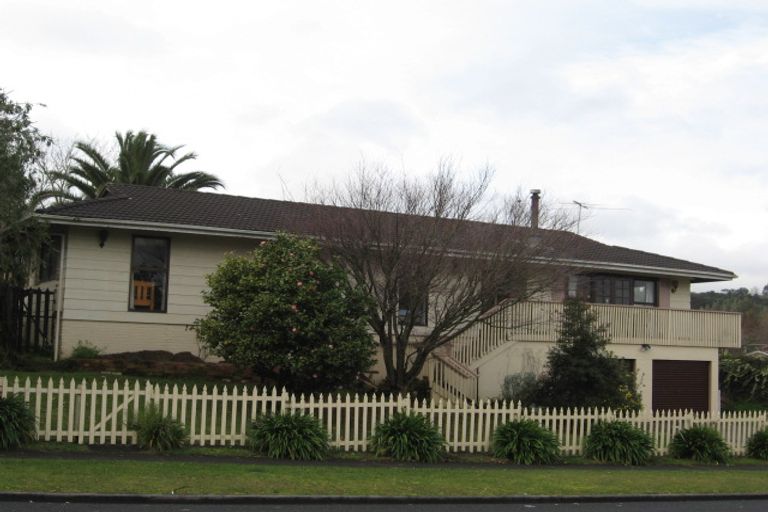 Photo of property in 6 Fairdale Avenue, Red Hill, Papakura, 2110