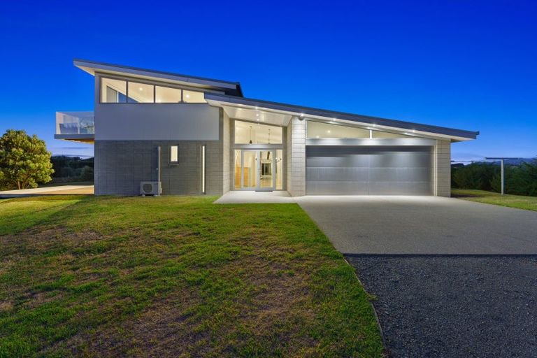 Photo of property in 78 Sims Road, Te Horo Beach, Otaki, 5581