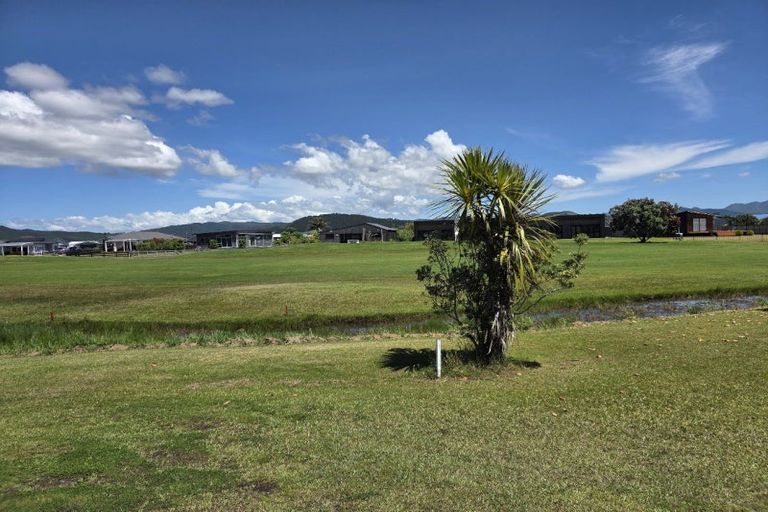 Photo of property in 124 The Fairway, Matarangi, Whitianga, 3592