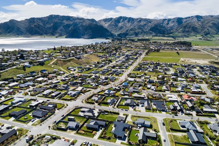 Photo of property in 6 Little Maude Drive, Lake Hawea, Wanaka, 9382