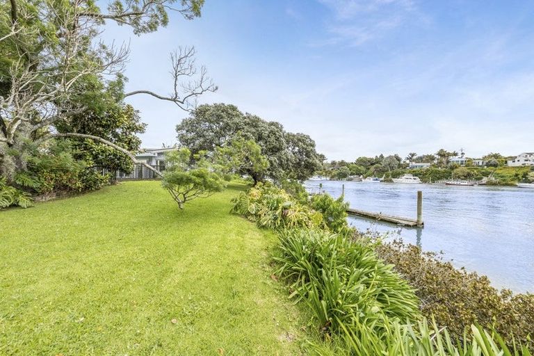 Photo of property in 1 Pakuranga Road, Pakuranga, Auckland, 2010