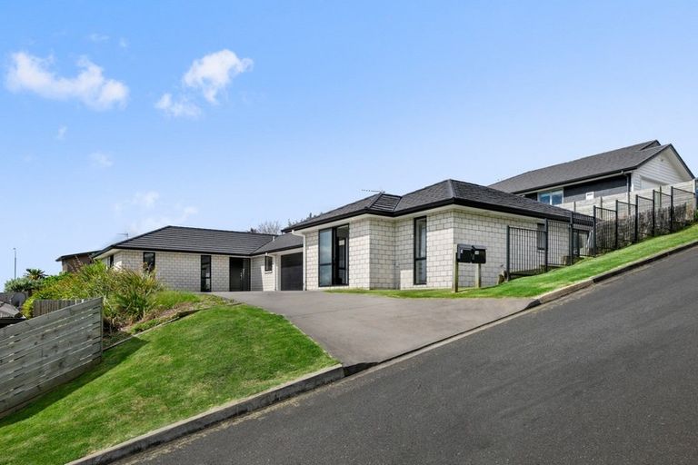 Photo of property in 4 Hayden Way, Welcome Bay, Tauranga, 3112