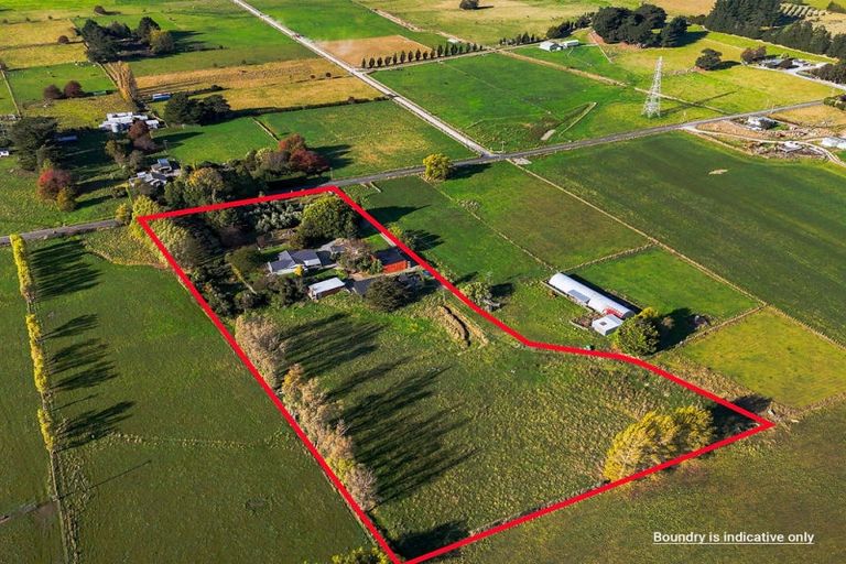 Photo of property in 120 Waihakeke Road, Waihakeke, Carterton, 5792