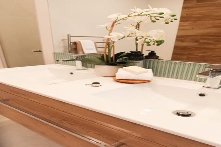 Photo of property in 17a Brightwater Terrace, Terrace End, Palmerston North, 4410