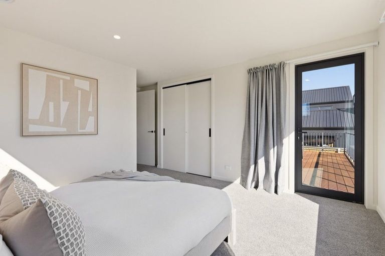 Photo of property in 104 Spur Ridge Rise, Jacks Point, 9371