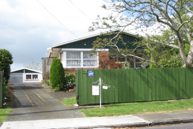 Photo of property in 42 Royston Street, Rosehill, Papakura, 2113