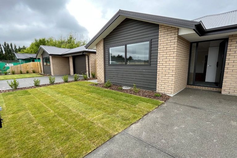 Photo of property in 6 Akiraho Lane, Halswell, Christchurch, 8025
