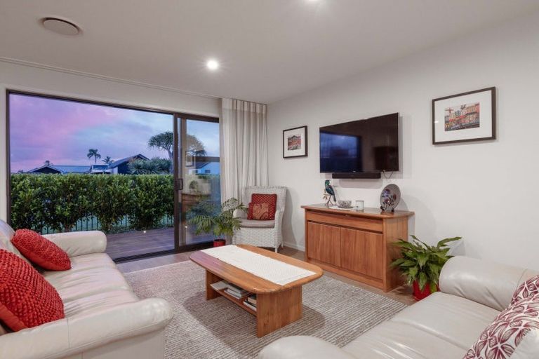 Photo of property in 45 Cotula Way, Papamoa Beach, Papamoa, 3118
