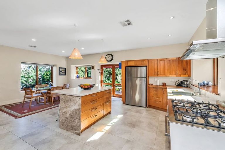 Photo of property in 262 Major Hornbrook Road, Mount Pleasant, Christchurch, 8081