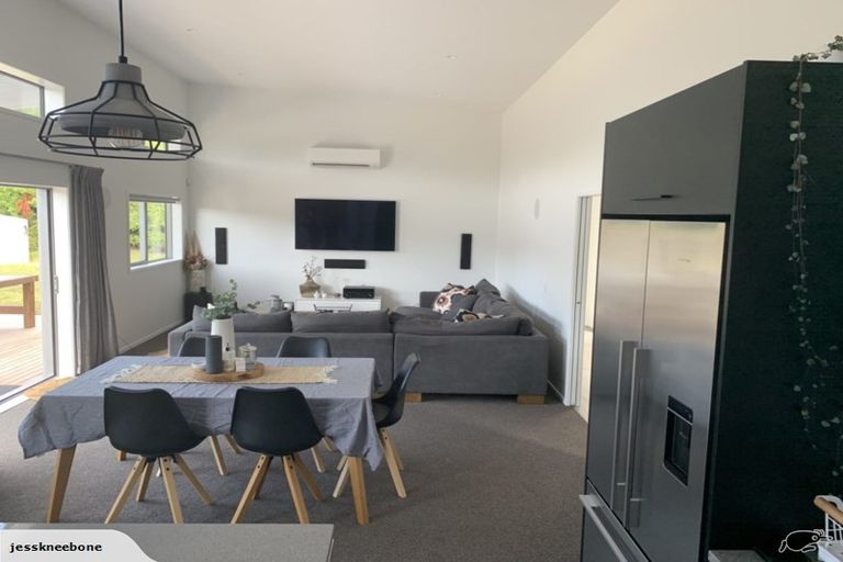 Photo of property in 8 Wai Kanapa Lane, Ngararatunua, Whangarei, 0176