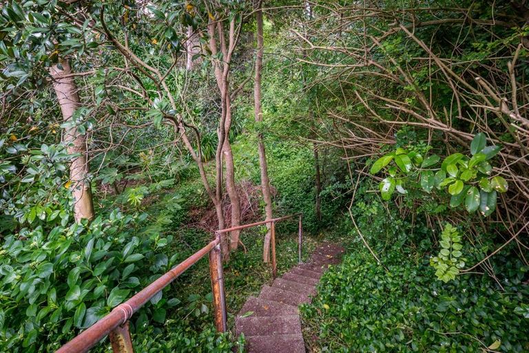 Photo of property in 102 Rosetta Road, Raumati South, Paraparaumu, 5032