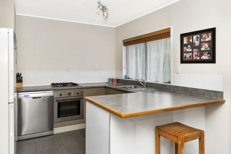 Photo of property in 34 Lorelei Place, Opaheke, Papakura, 2113