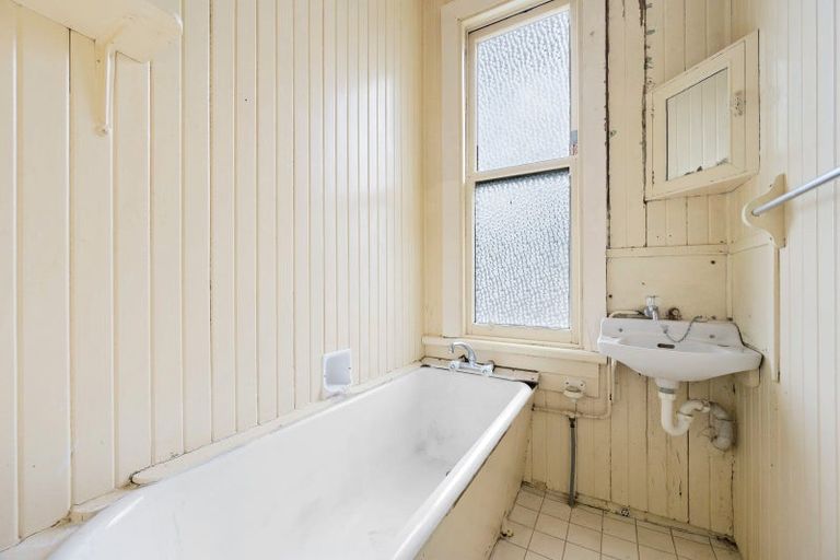 Photo of property in 4 Durham Street, Aro Valley, Wellington, 6021