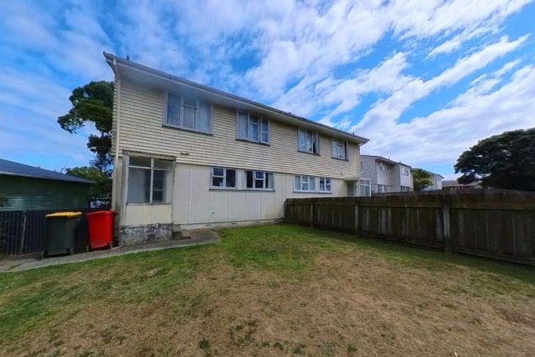 Photo of property in 47-49 Waihora Crescent, Waitangirua, Porirua, 5024