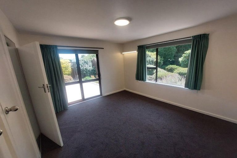 Photo of property in 12 Gladson Avenue, Sockburn, Christchurch, 8042