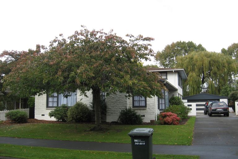 Photo of property in 25 Parkstone Avenue, Ilam, Christchurch, 8041