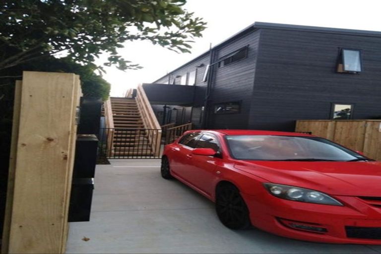 Photo of property in 8/90 Swaffield Road, Papatoetoe, Auckland, 2025