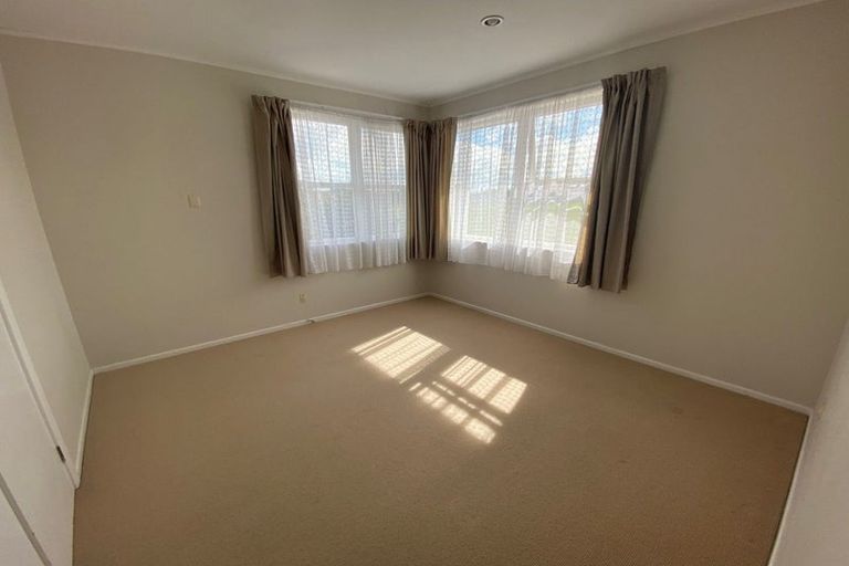 Photo of property in 62 Cardiff Road, Pakuranga, Auckland, 2010